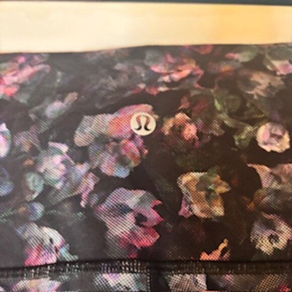 Lululemon Wunder Under Leggings - Size 12 - Picture 4 of 6